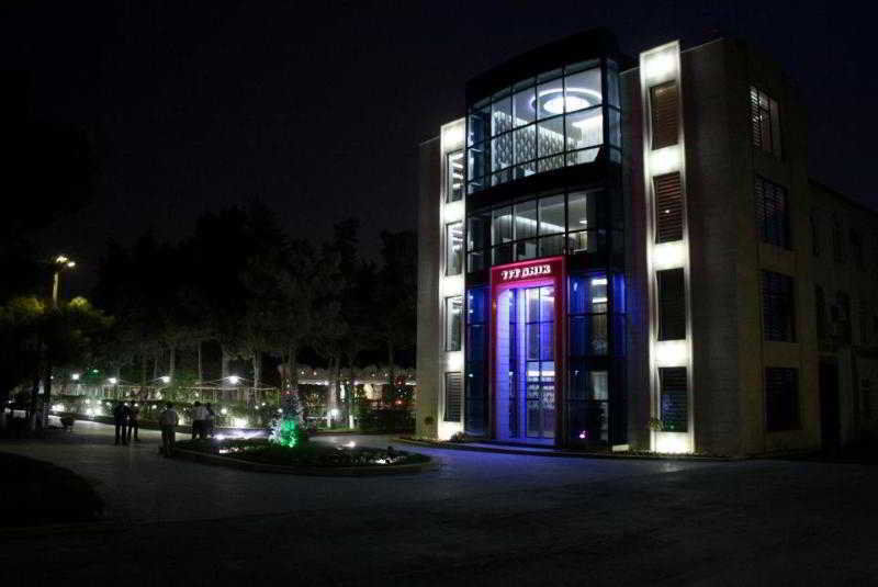 Titanik Hotel Baku Exterior photo
